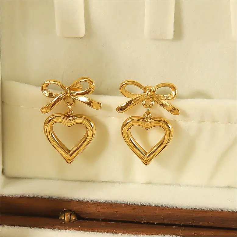 1 Pair Simple  Classic Style Heart Bowknot Shape Stainless Steel 18K Gold Plated Women's Stud Earrings h5 